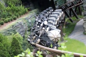Hagrid's Magical a montanha russa Hagrid's Magical a montanha russa do Parque Universal
